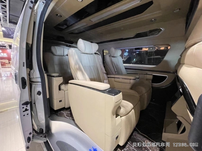 21款豐田海獅3.5豪華改裝版 港口現(xiàn)車特價68萬