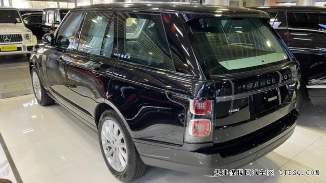 攬勝行政 20款 3.0T P360 汽油 HSE 特價(jià)118萬(wàn)