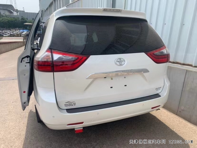 20款3.5豐田塞納自然吸氣絕版MPV 港口特價僅售71萬