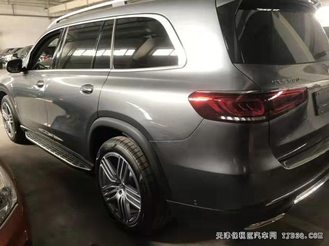 20款墨版奔馳GLS580 4.0T V8 特價(jià)163萬(wàn)