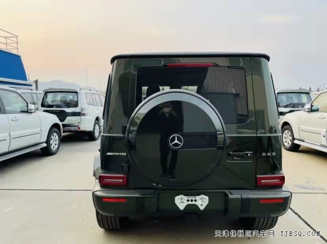 20款加版奔馳G63 超級(jí)酷綠色 港口唯一特價(jià)298萬(wàn) 全國(guó)上牌