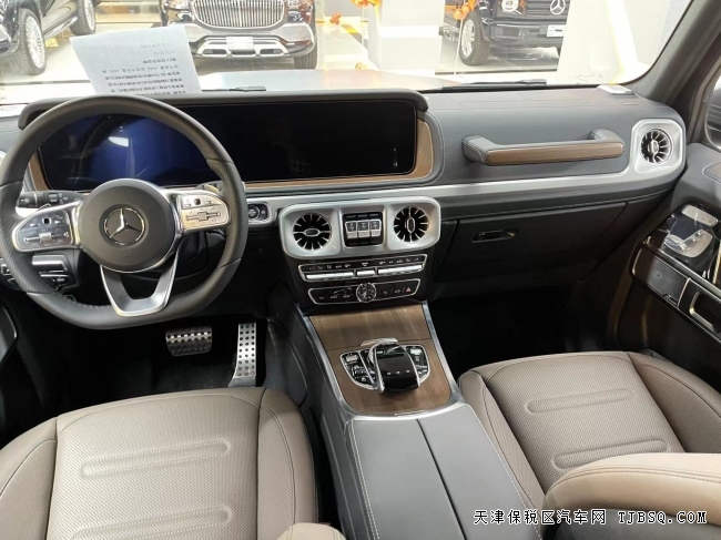 奔馳g500跳樓價僅售228萬提車