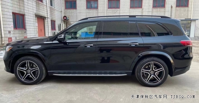 21款加版 奔馳GLS450 港口跳樓價(jià)格 130萬提車