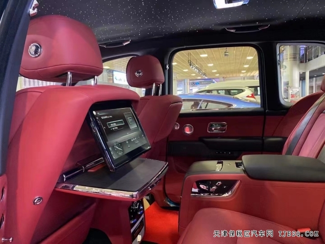 21款勞斯萊斯庫里南 豪華頂級車型 天津港口僅售710萬