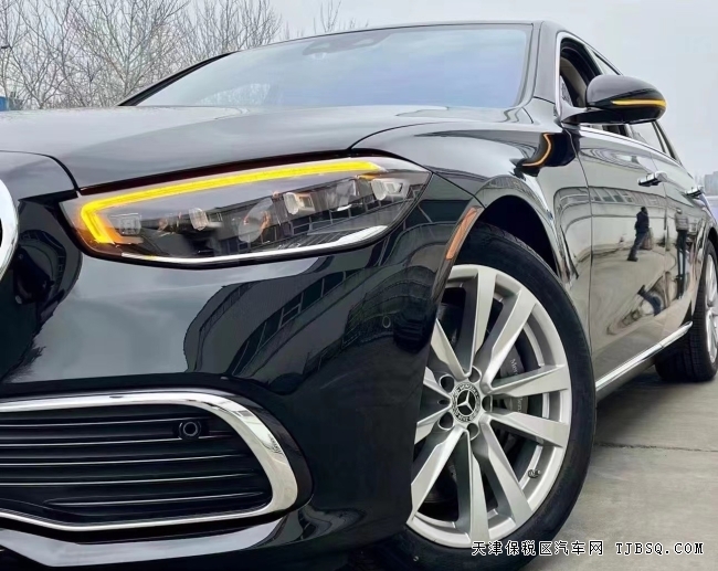 22款美規(guī)奔馳S500?豪華 舒適車型 港口僅售168萬(wàn)