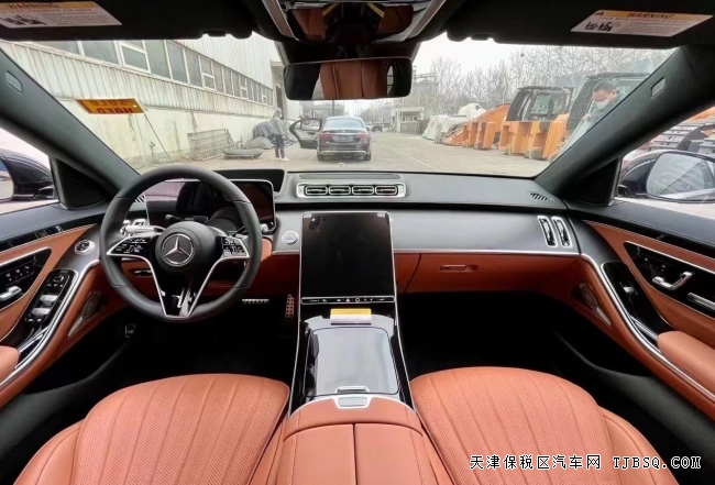 22款美規(guī)奔馳S500?豪華 舒適車型 港口僅售168萬(wàn)