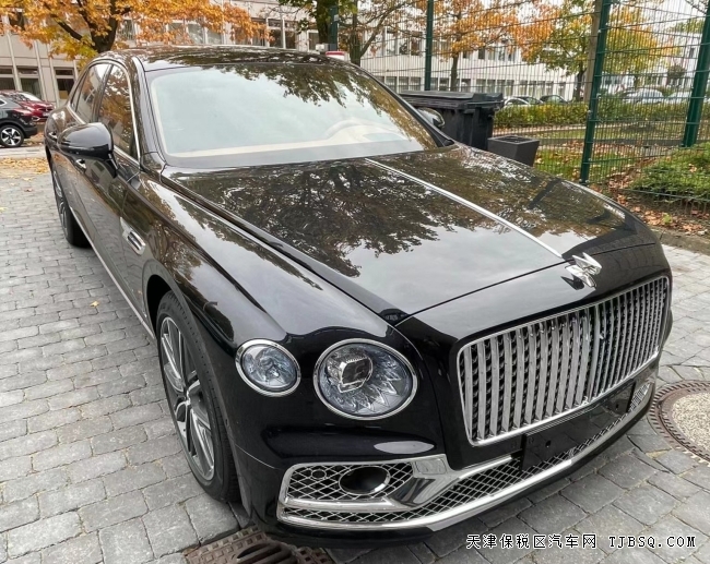 21款歐規(guī)飛馳v8??極致奢華天津港現(xiàn)車僅售345萬