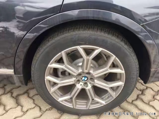 20款寶馬X7美版中配 港口國六現(xiàn)車直發(fā)全國特價87萬