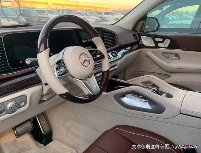 奔馳邁巴赫GLS600  最豪華SUV 港口熱賣 355萬(wàn) 提車