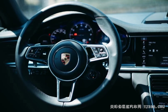 20款「墨版」帕拉梅拉 奢華詮釋貴族氣息 港口現(xiàn)車 152萬