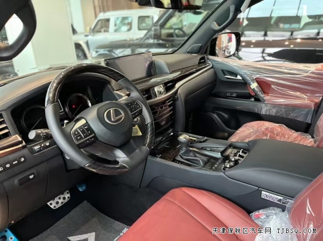 21款中東雷克薩斯LX570限量S版 天津港口現(xiàn)車僅售187萬(wàn) 