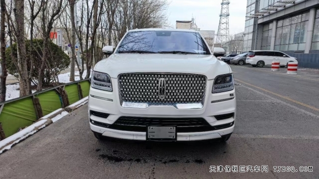 20款林肯領(lǐng)航員 現(xiàn)車 熱賣中 108,.8萬