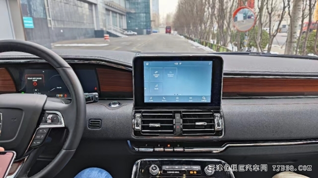 20款林肯領(lǐng)航員 現(xiàn)車 熱賣中 108,.8萬