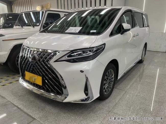 21款雷克薩斯LM300??7座?貴族商務風范 港口現(xiàn)車僅售150萬提車