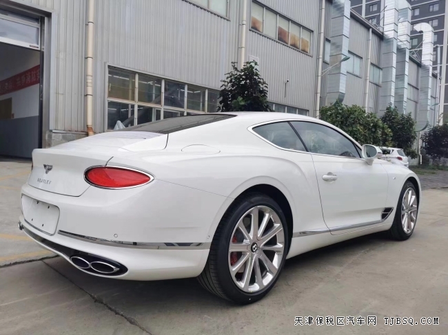 2022款中規(guī)歐陸GT 4.0V8 現(xiàn)車含豪車稅特價405萬