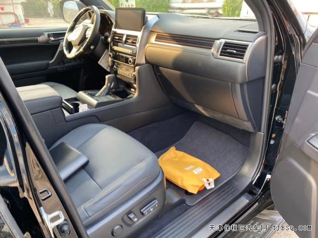 22款雷克薩斯GX460新款現(xiàn)車 港口特價(jià)僅售100萬