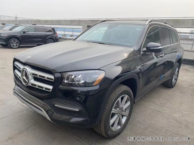 22款奔馳GLS450 天津港保稅區(qū)現(xiàn)車特價(jià)110萬