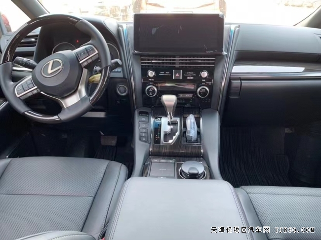 2021款雷克薩斯LM350頂級商務(wù)車