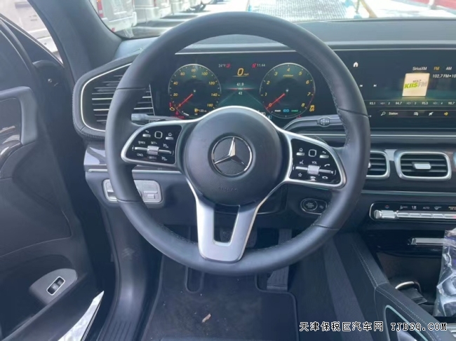 22款奔馳GLS450美版7座全景20輪 港口現(xiàn)車特價(jià)109萬