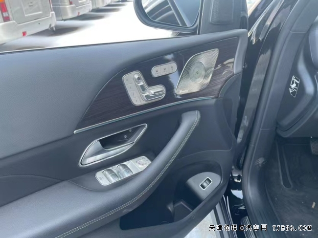 22款奔馳GLS450美版7座全景20輪 港口現(xiàn)車特價(jià)109萬