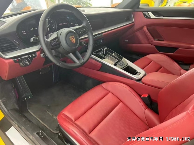 保時(shí)捷911 21款 Carrera S 3.0T 速度于激情 天津港口 熱賣156萬