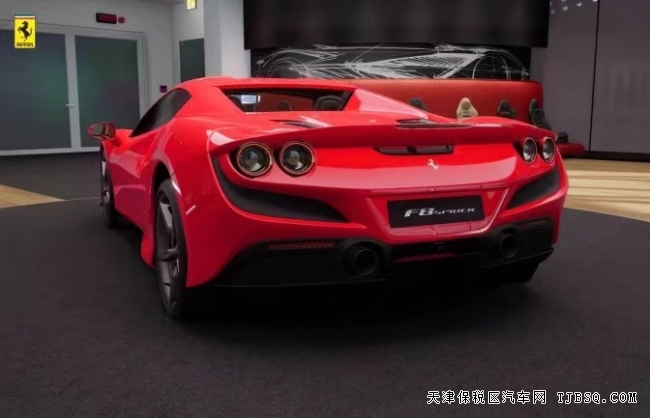 法拉利F8 Spider 20款 3.9T V8