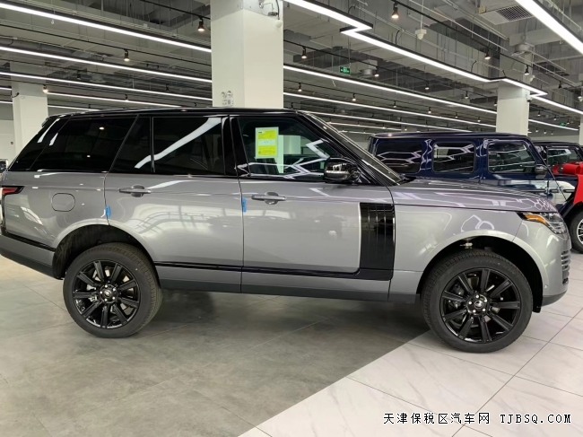 22款加版路虎行政3.0汽油