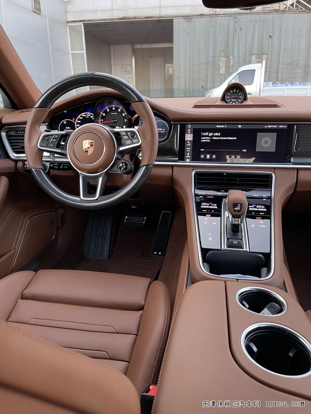 美版21款保時捷Panamera  現(xiàn)車 手續(xù)齊全