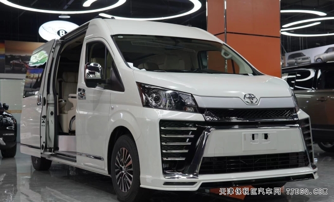 平行進(jìn)口21款豐田海獅3.5V6蒙娜麗莎版現(xiàn)車(chē)到店港口熱賣(mài)63萬(wàn)