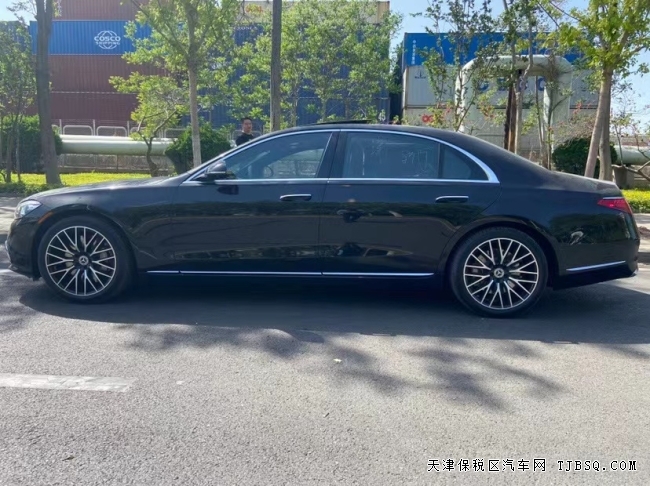 22款奔馳S500港口特價(jià)處理中