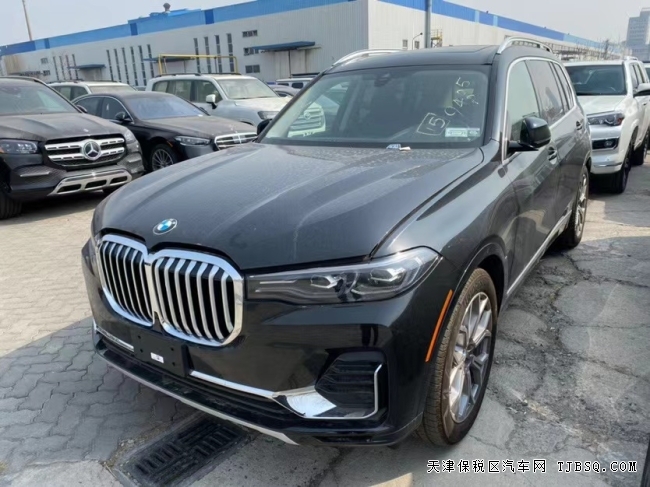 平行進(jìn)口車22款寶馬X7美版3.0T現(xiàn)車到店港口熱賣88.5萬(wàn)