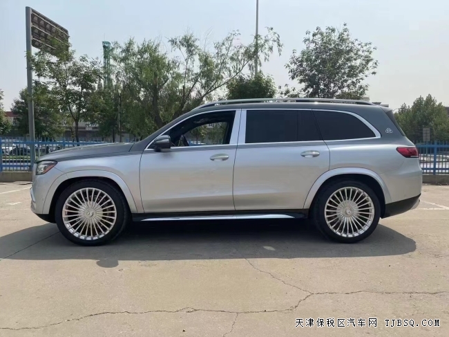 21款美版邁巴赫GLS600港口現(xiàn)車狂降80萬