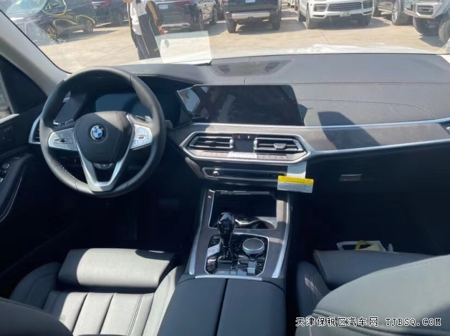 22款寶馬X7 全尺寸SUV 天津港口現(xiàn)車鉅惠中