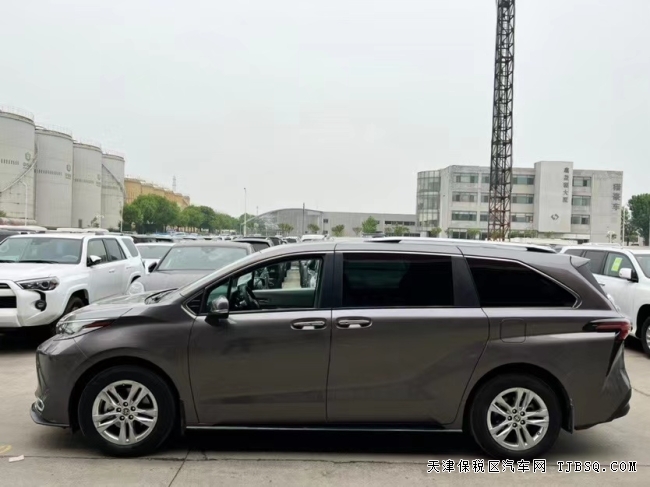 22款豐田塞納2.5L四驅(qū)LTD版 加版最頂配港口特價63.5萬