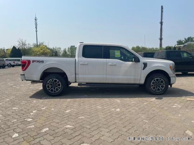 21款福特F150XLT加版3.5T 港口現(xiàn)車(chē)保稅區(qū)特價(jià)45萬(wàn)