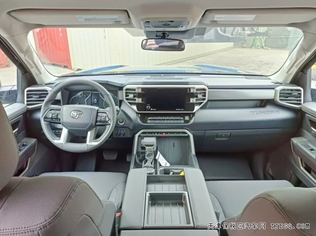 22款豐田坦途 3.5T SR5港口現(xiàn)車促銷中