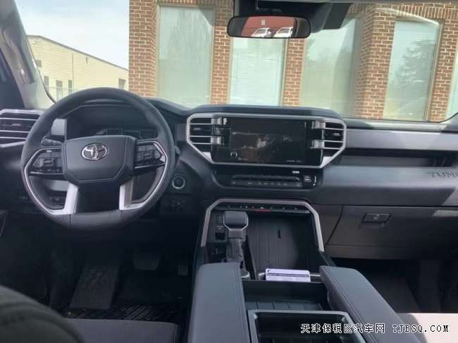 22款豐田坦途SR5港口現(xiàn)車特價中