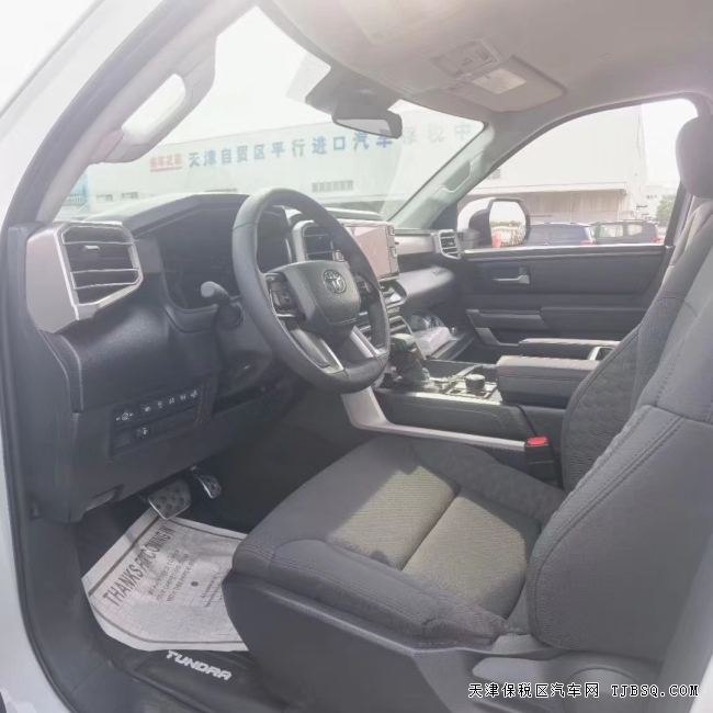 22款加版坦途 3.5tt SR5 TRD Off Road港口現(xiàn)車熱賣中