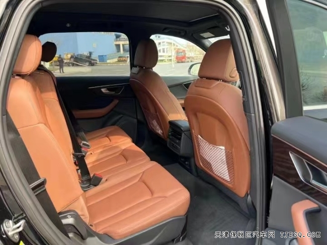 21款奧迪Q7  3.0T港口促銷中