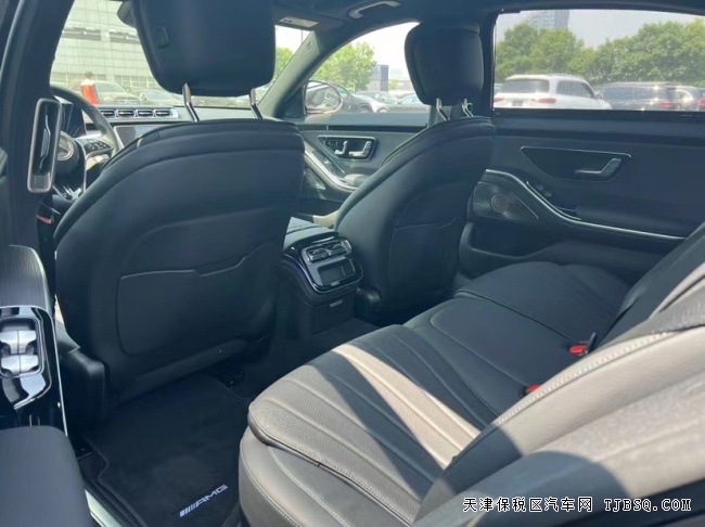 22款奔馳S500天津港口現(xiàn)車熱賣中 年底促銷