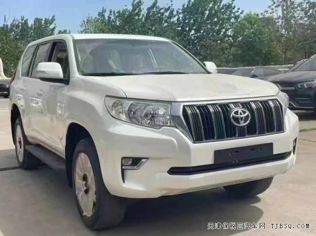 22款豐田霸道4000天津港口現(xiàn)車熱賣中！ 國六環(huán)保全國可上牌