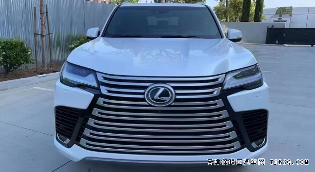 22款美版雷克薩斯LX600 天津港口現(xiàn)車只需195萬 