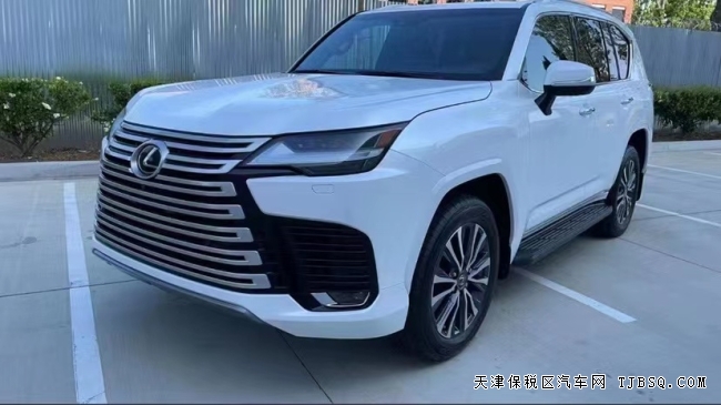 22款美版雷克薩斯LX600 天津港口現(xiàn)車只需195萬 