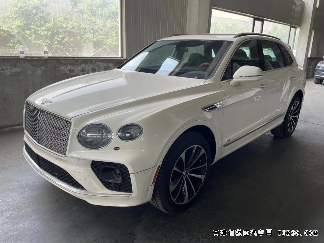 21款美規(guī)賓利添越 4.0 V8 頂級配置 天津港口現(xiàn)車只需295萬