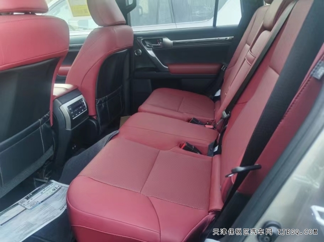 22款美規(guī)雷克薩斯GX460天津港口現(xiàn)車只需93.8萬