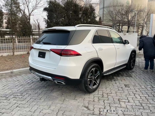 21款奔馳GLE450 天津港口現(xiàn)車 手續(xù)齊全 