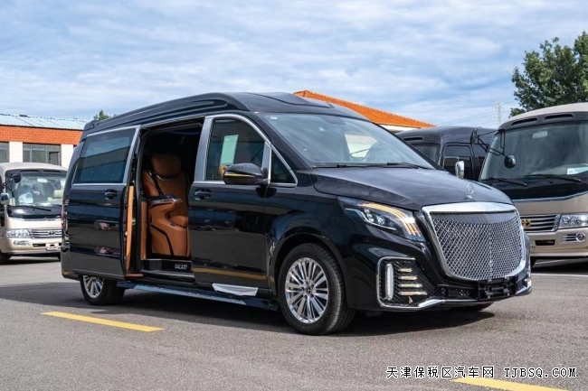 21款平行進口奔馳V250 電動門/航空座椅/小桌板現(xiàn)車70萬