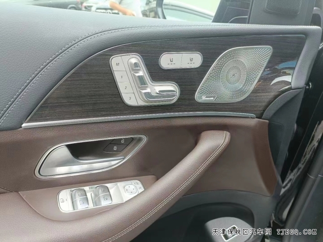 天津港平行進(jìn)口奔馳GLS450現(xiàn)車熱賣中