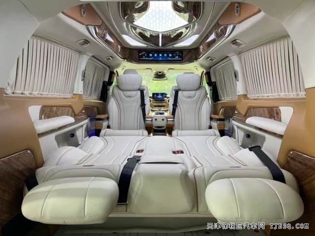 奔馳V250價(jià)格大全 V250高頂商務(wù)車價(jià)格 細(xì)節(jié)改裝如圖