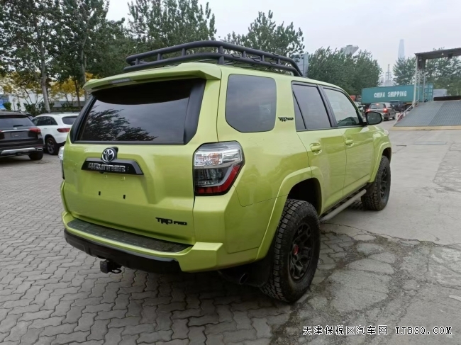 22款加版超霸 4.0TRD PRO 現(xiàn)車顏色齊全 不愧是車如其名超霸 具體詳情配置講解